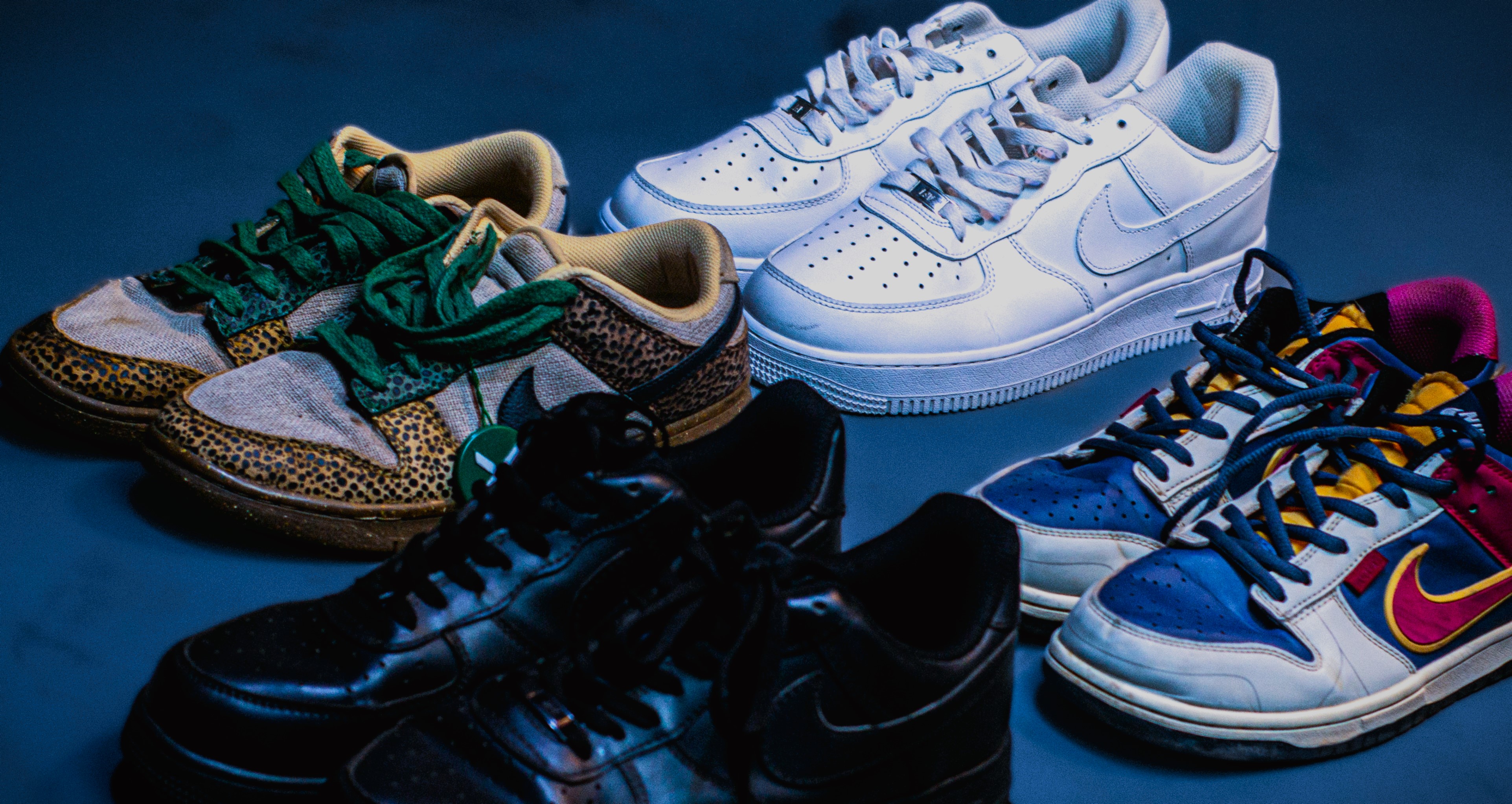 Sneaker Study Gloss and Contour
